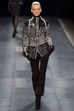 Look 25